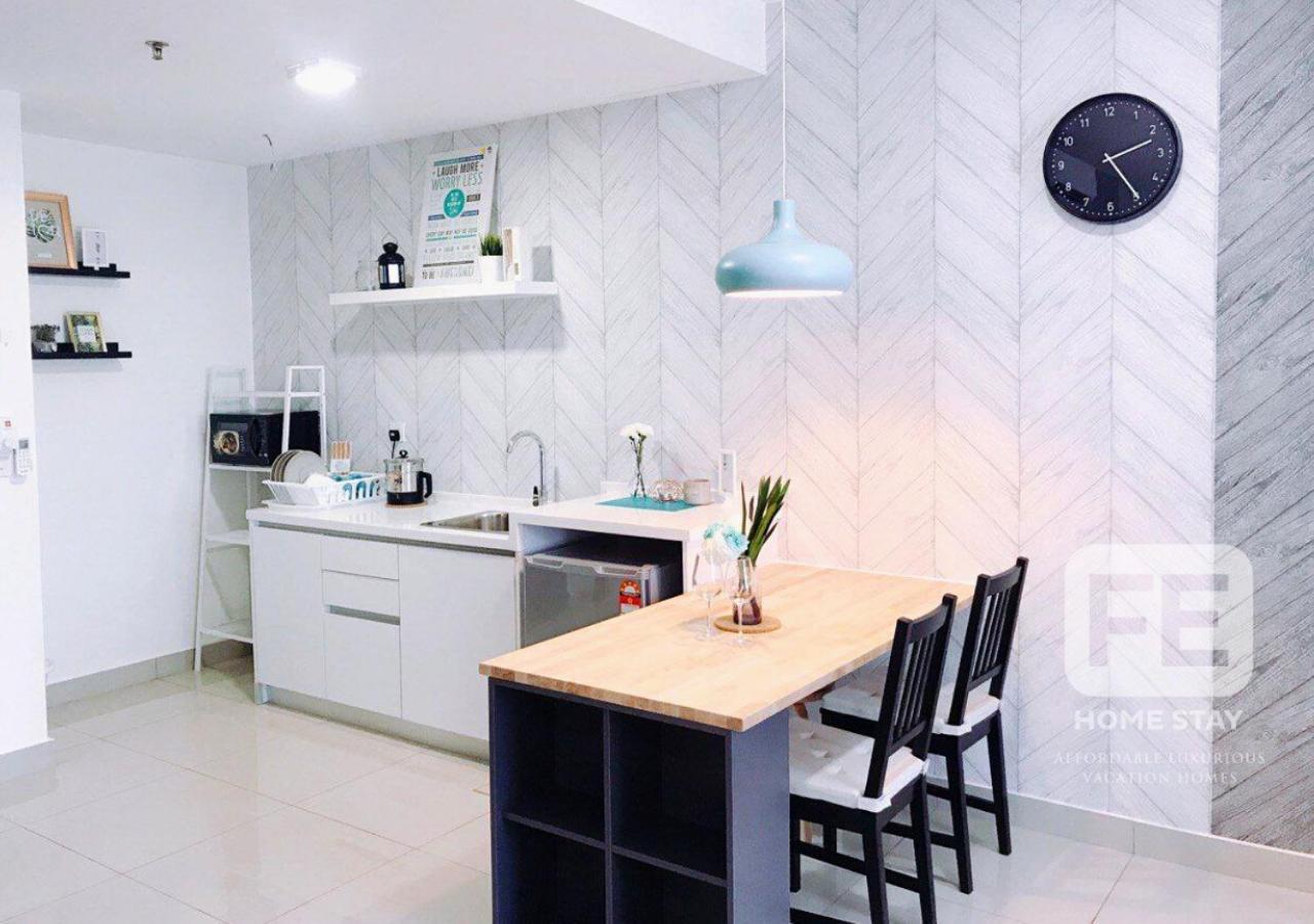 Netflix Wifi Trefoil Homestay Setia Alam Sacc Homestay Fe Shah Alam Bagian luar foto