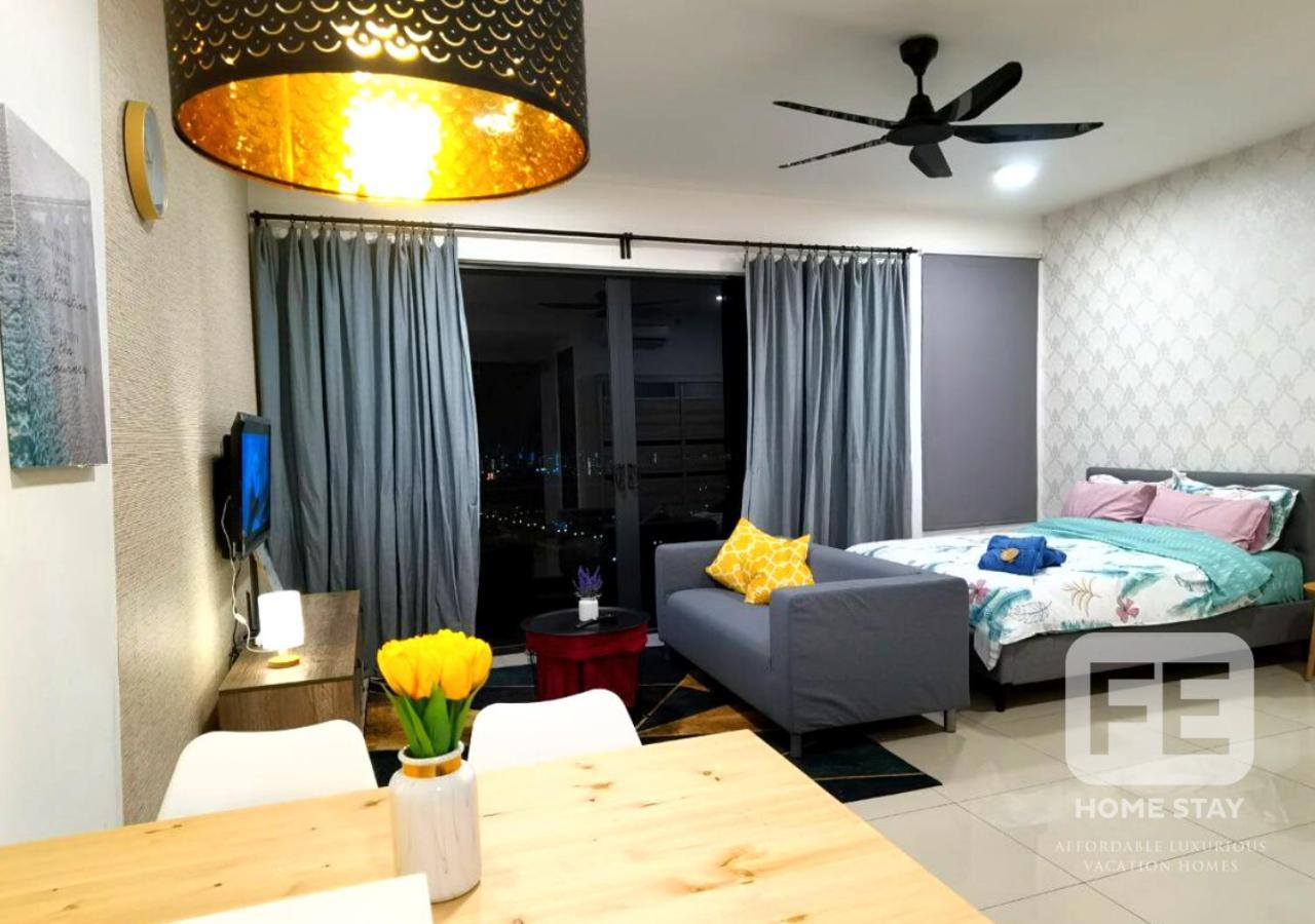 Netflix Wifi Trefoil Homestay Setia Alam Sacc Homestay Fe Shah Alam Bagian luar foto
